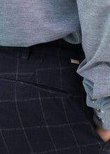Load image into Gallery viewer, Egon Pant in Check
