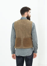 Load image into Gallery viewer, Work Vest in Tan
