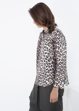 Load image into Gallery viewer, Madame L Blouse in Leopard
