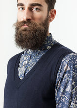 Load image into Gallery viewer, Basic Gilet in Navy
