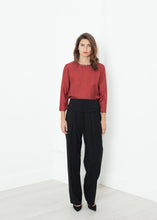 Load image into Gallery viewer, Pleated Waistband Trouser in Black
