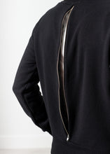 Load image into Gallery viewer, Loopwheeler Sweatshirt in Black
